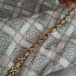Gold plated 10k bracelet 7 inches